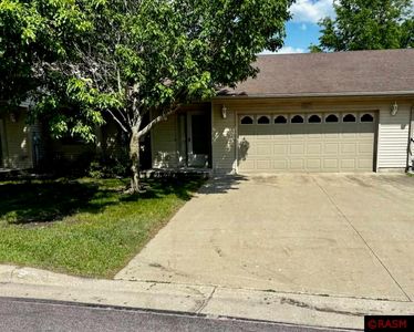 1805 W Welco Dr, Saint Peter, MN, 56082