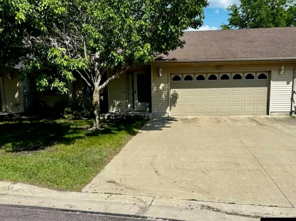 1805 W Welco Dr, Saint Peter, MN 56082