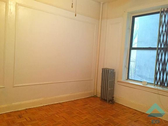 2nd image of 192 Malcolm X Blvd APT B1