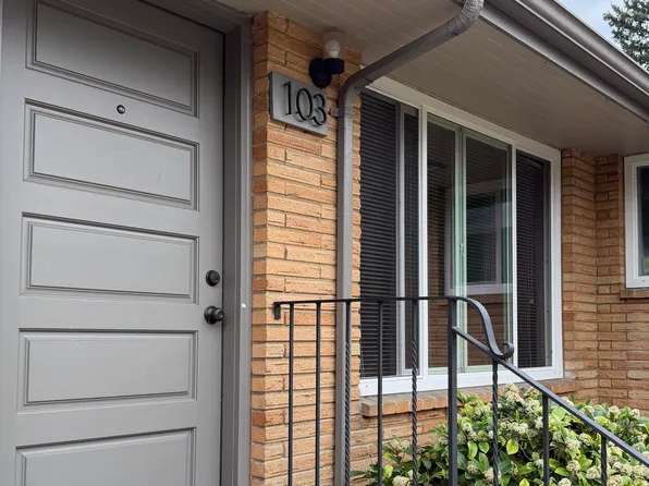 815 NW 62nd St APT 103, Seattle, WA 98107