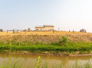 1701 Sussex Rd, Kaycee, WY 82639