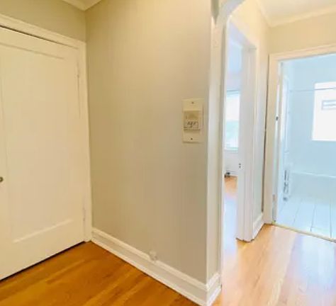 3rd image of 1637 1/2 W Fargo Ave APT 2B