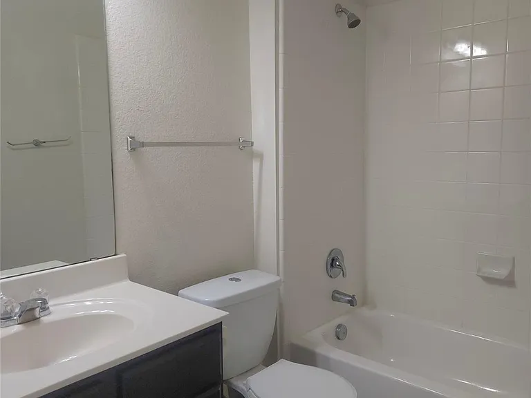 160 Rummel Dr — Photo 10