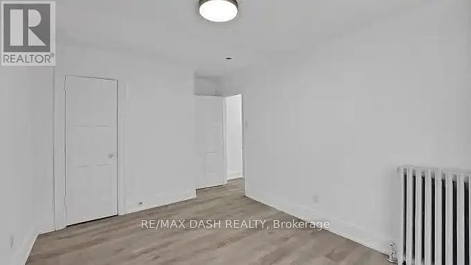 917 Saint Clair Ave W #30 — Photo 2