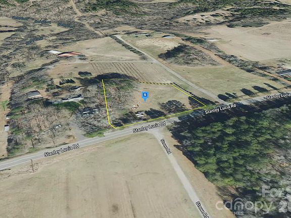 3rd image of 1295 Stanley Lucia Rd