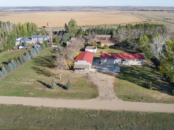 4715 Highway 200, Hazen, ND 58545