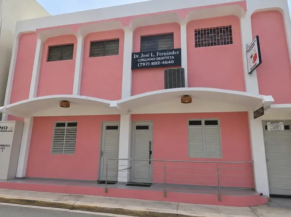 Calle Munoz Rivera, Aguadilla, PR 00603
