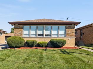 5838 Oakton St, Morton Grove, IL 60053