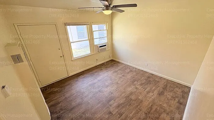 2321 N Inyo St #2321 — Photo 5