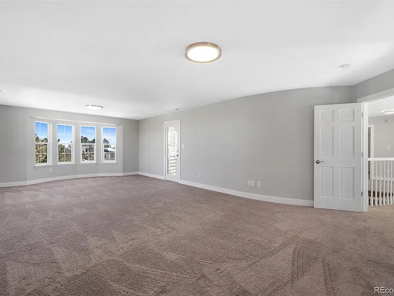 695 E Kings Deer Point — Photo 12