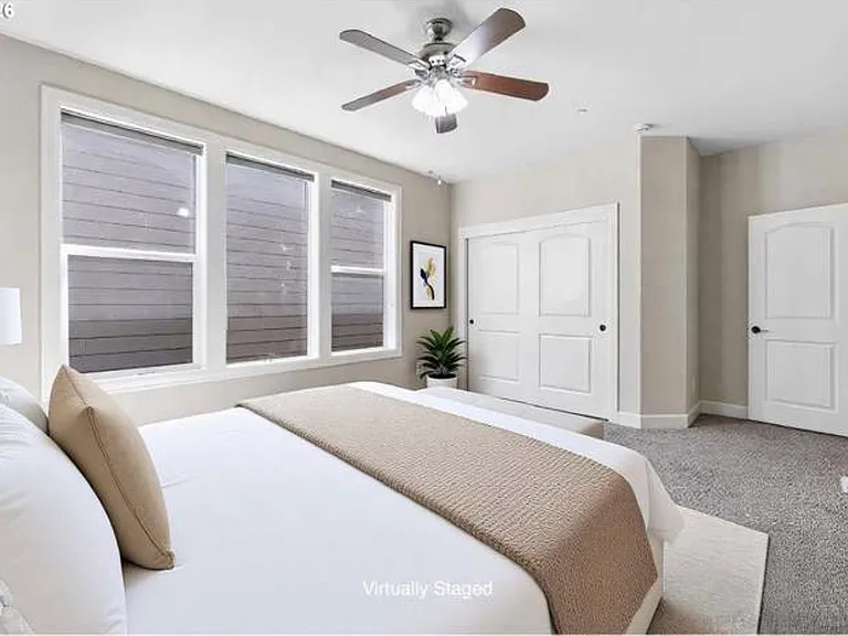 11379 NW Odeon Ln — Photo 16
