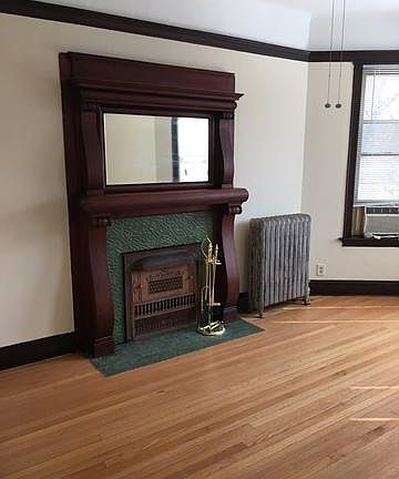 4th image of 638 W Grace St #03E