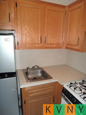 Rented by KVNY Soho | media 17