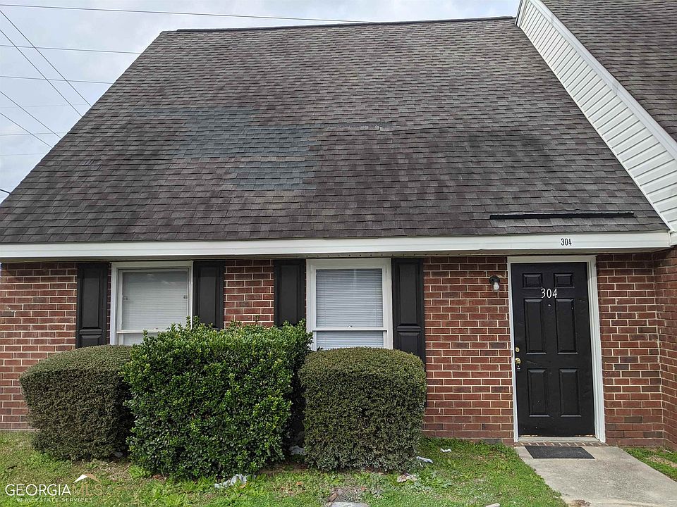 1st image of 230 Lanier Dr #304