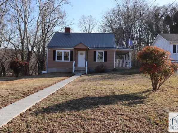 1347 Rivermont Hts, Martinsville, VA 24112