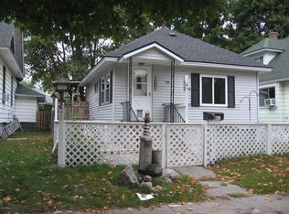 8035 E Loomis St, Ludington, MI 49431