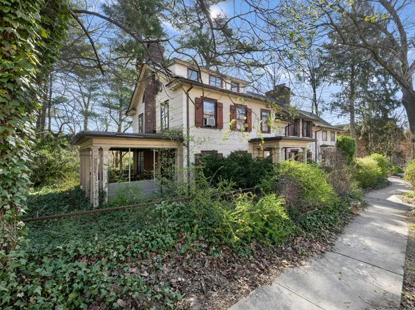 5122 Post Road HOUSE image 1 of 11