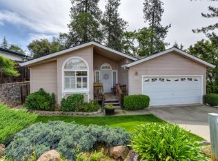 208 Glendale Rd, Colfax, CA 95713