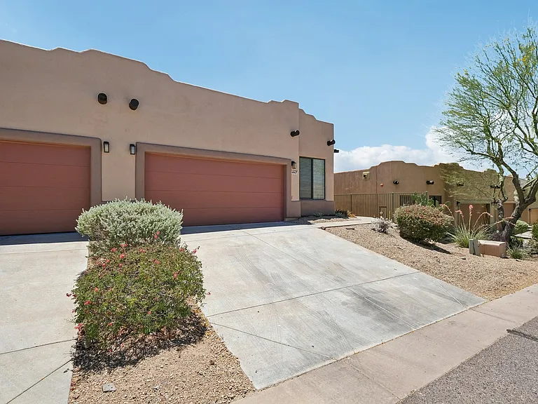 6067 E Knolls Way S — Photo 4