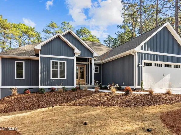 150 Lakeview Drive, Southern Pines, NC 28387