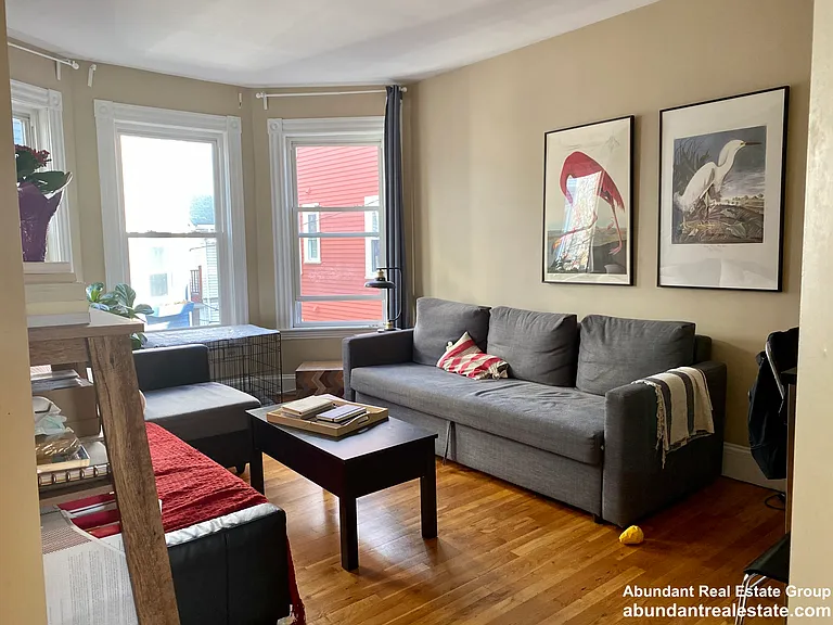 14.5 Magnolia Ave #2 — Photo 2
