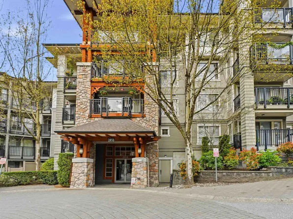 2958 Silver Springs Blvd #306, Coquitlam, BC V3E 3R9