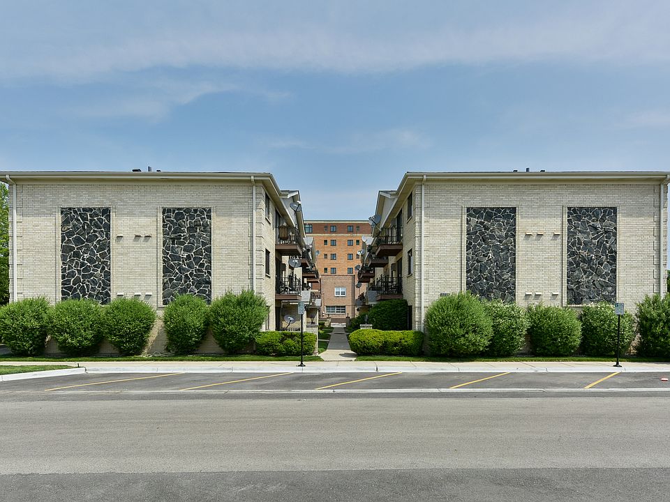 1st image of 7206 W Cortland St APT 208