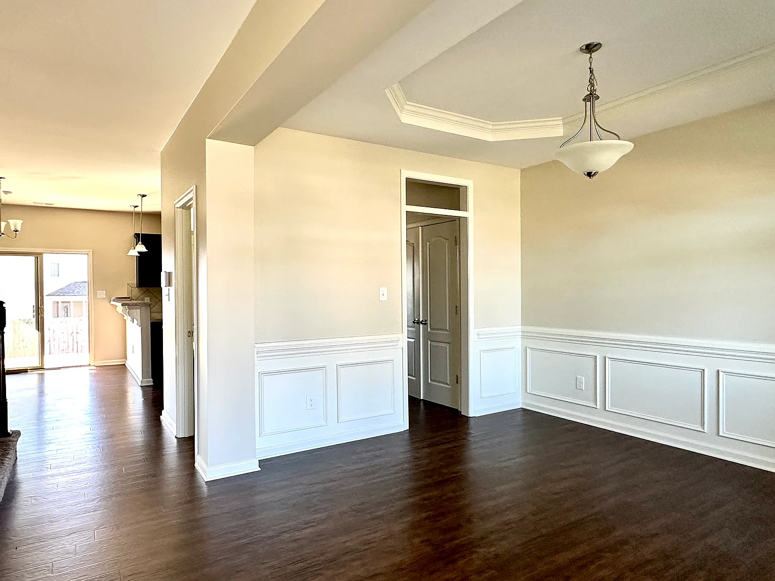 793 Hogart St. — Photo 2