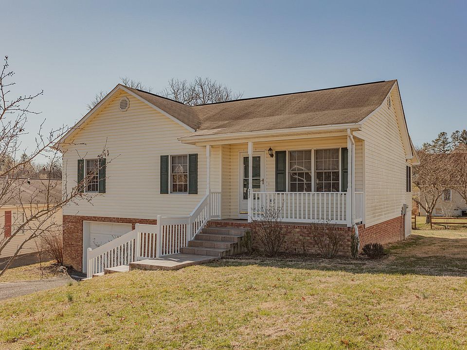 1st image of 237 Denny Ln