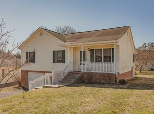 237 Denny Ln, Lexington, VA 24450