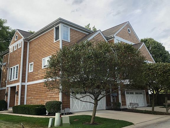 3rd image of 9811 Marina Village Dr