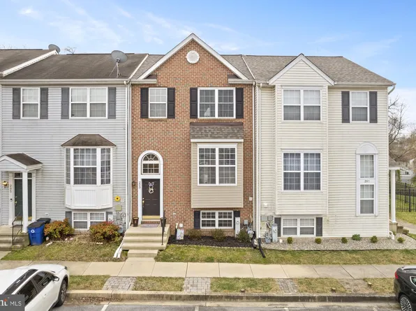 203 Lodestone Ct, Westminster, MD 21158