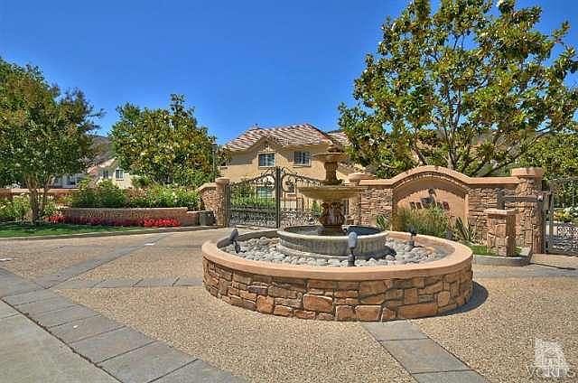 1st image of 32219 Breezeport Dr