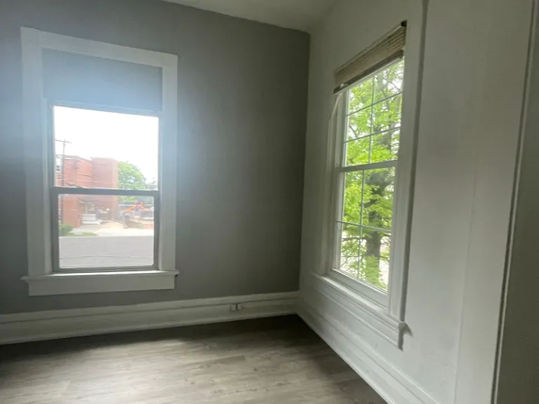 721 Brown St — Photo 4