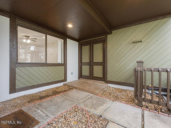 3rd image of 7813 BAYMEADOWS Circle W