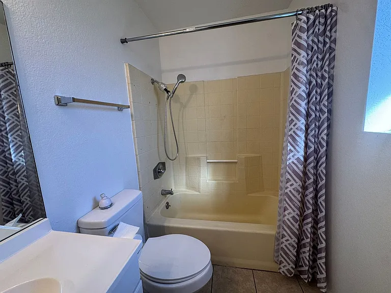 1539 Monte Vista Dr — Photo 26