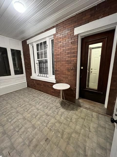 Enclosed porch
