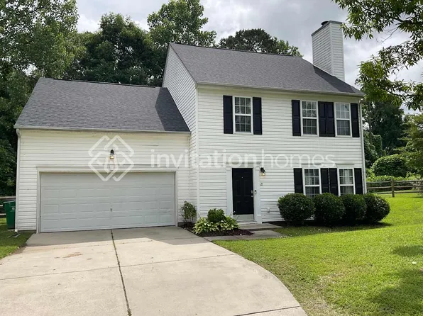 3535 Anastasia Ct, Charlotte, NC 28216