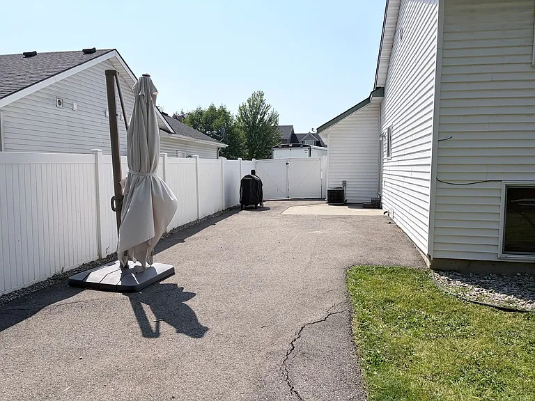 6700 N Harris Hawk Ln — Photo 15