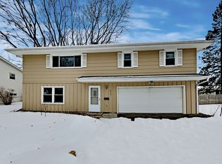 8427 Northern Dr, Crystal, MN 55427