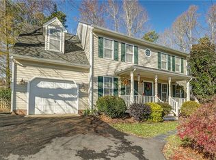 6060 Walking Path Ln, Midlothian, VA 23112