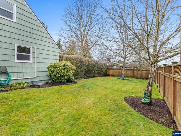 1515 NW 23rd St, Corvallis, OR 97330