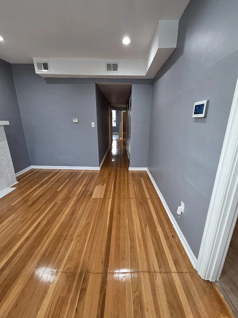 4940 W Van Buren St - 1 — Photo 3