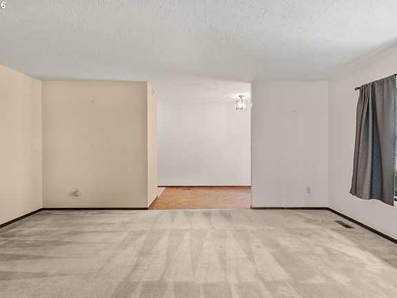 5th image of 14155 SW 27th St