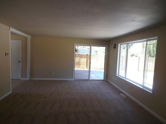 5th image of 4520 27th Ct SE
