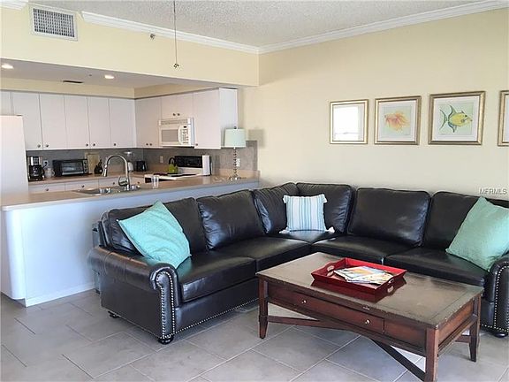 5th image of 18522 Gulf Blvd APT B