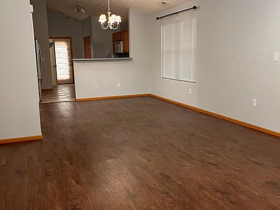 2nd image of 6010 Canyon Creek Dr