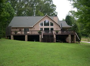 939 Fox Ridge Ln, Caryville, TN 37714