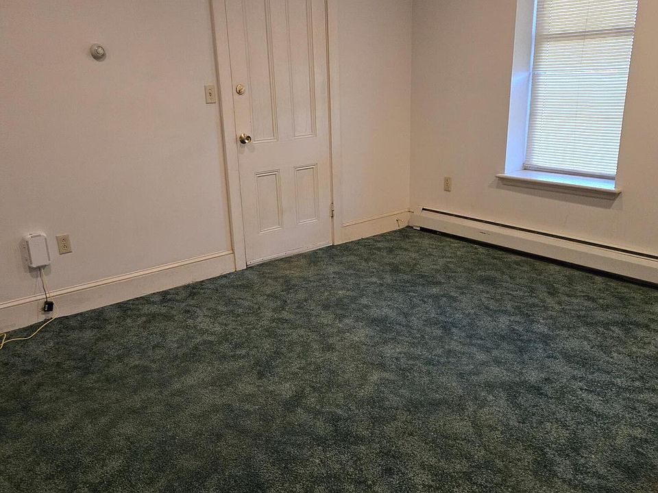 2nd image of 231 Main St