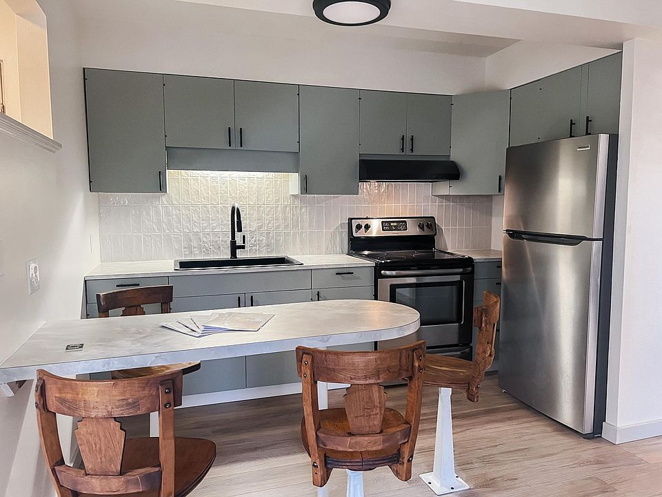 1st image of 115 S 6th St #113-B